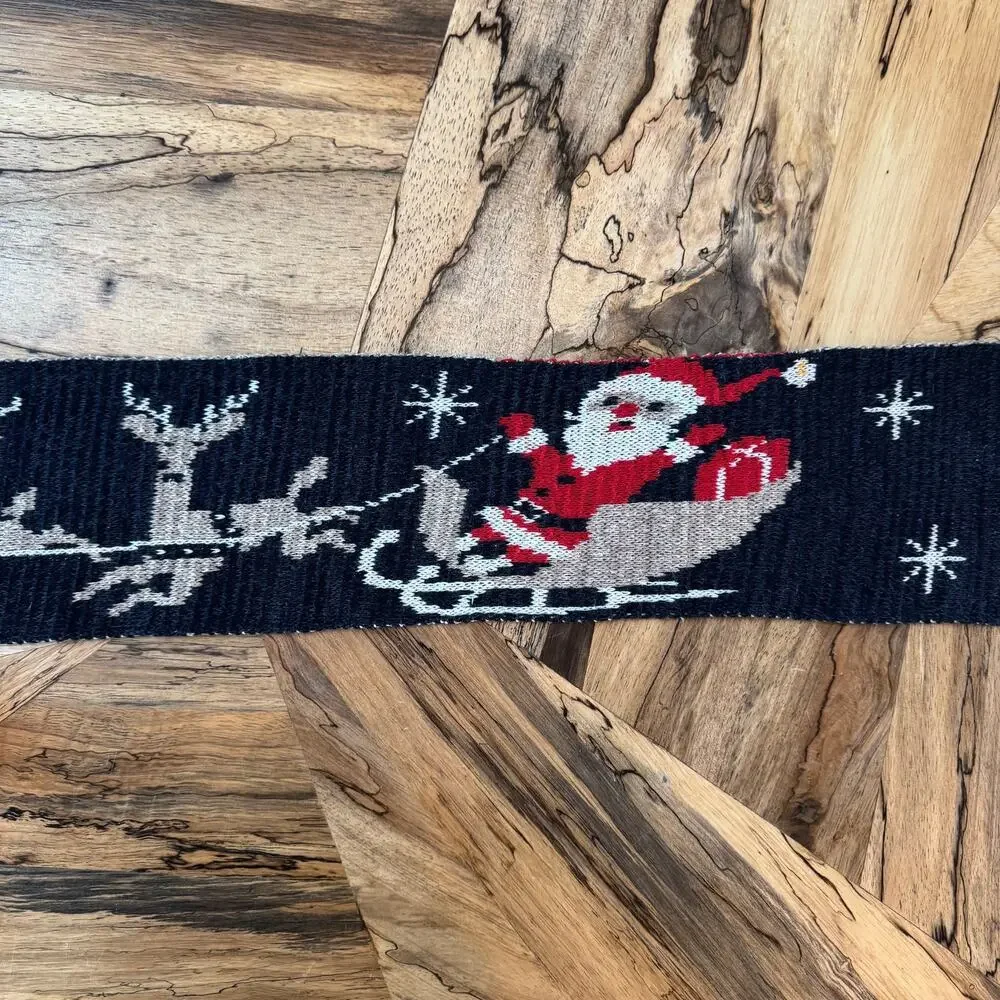 Vtg Christmas Knit Scarf Santa Sleigh Rudolph Red Nosed Reindeer Snowflakes 68